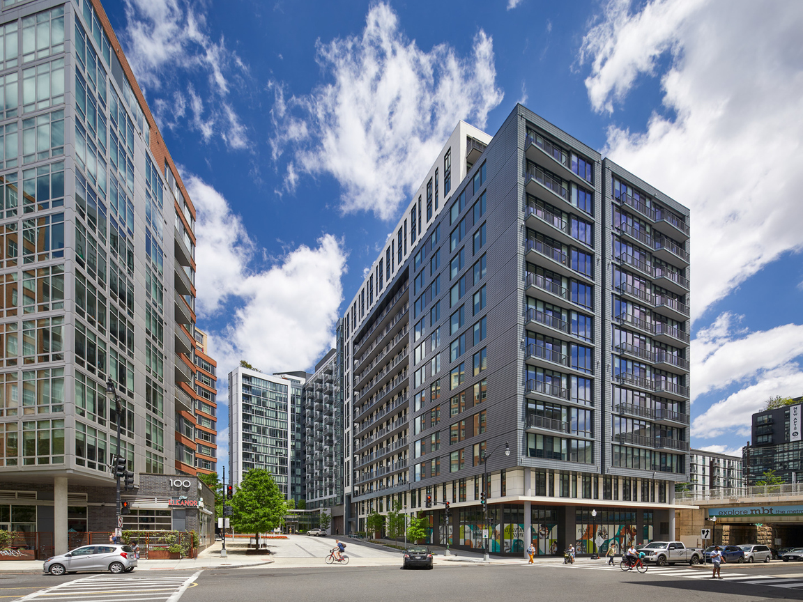 https://www.skiarch.com/wp-content/uploads/2024/11/The-202_Residential3.jpg
