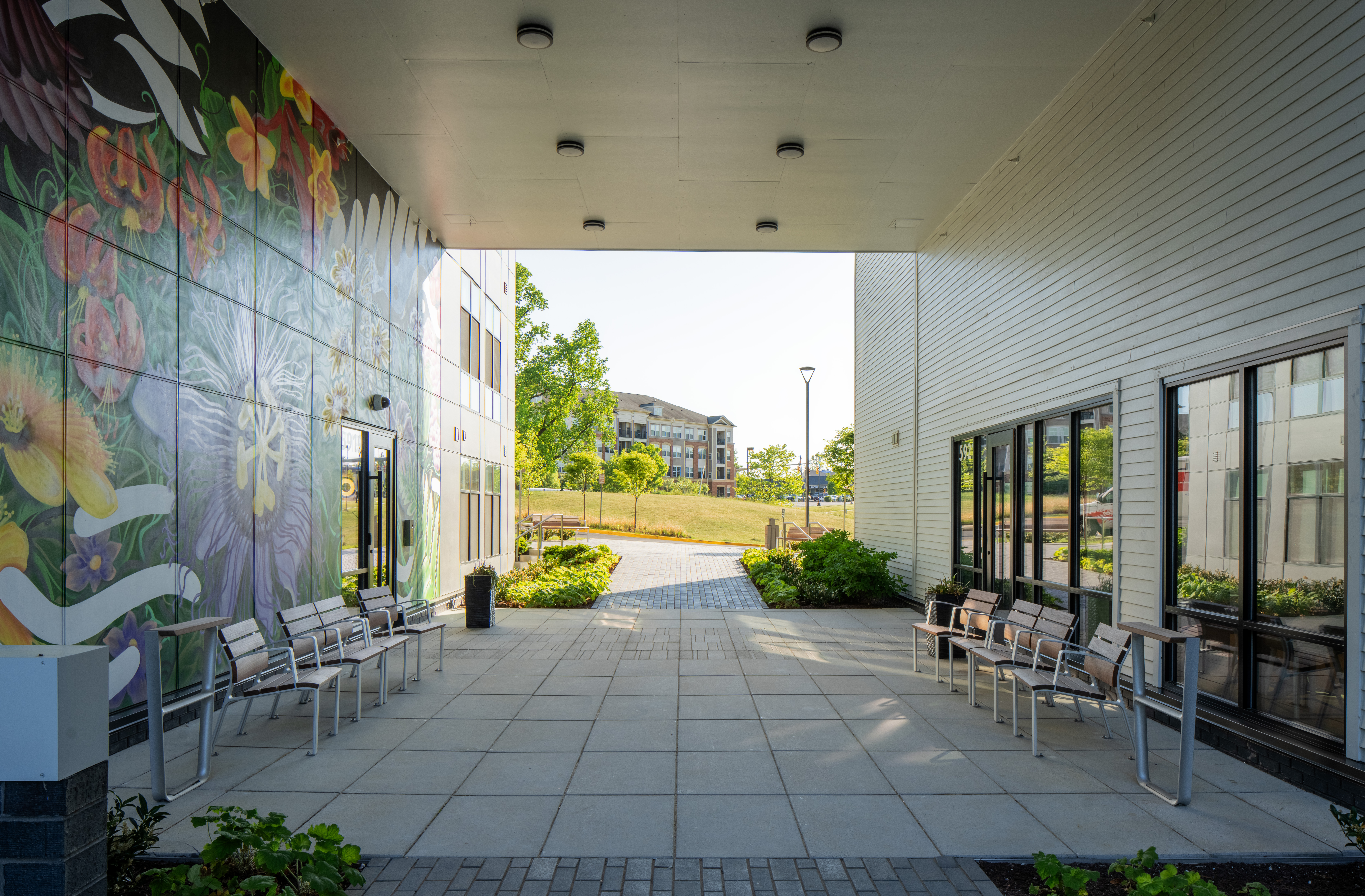 https://www.skiarch.com/wp-content/uploads/2025/09/Aventon-Huntington-Station-Exterior-Tunnel.jpg